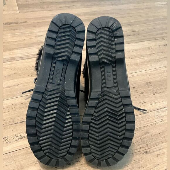 JBU black  lined with faux fur lace up black winter weatherproof ankle boots 8 - Picture 6 of 6